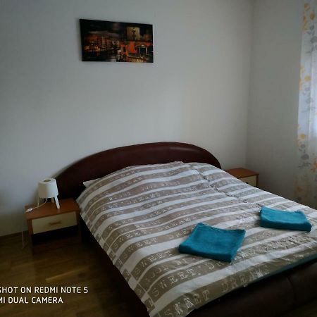 Apartment Jelena Zrenjanin Exterior foto